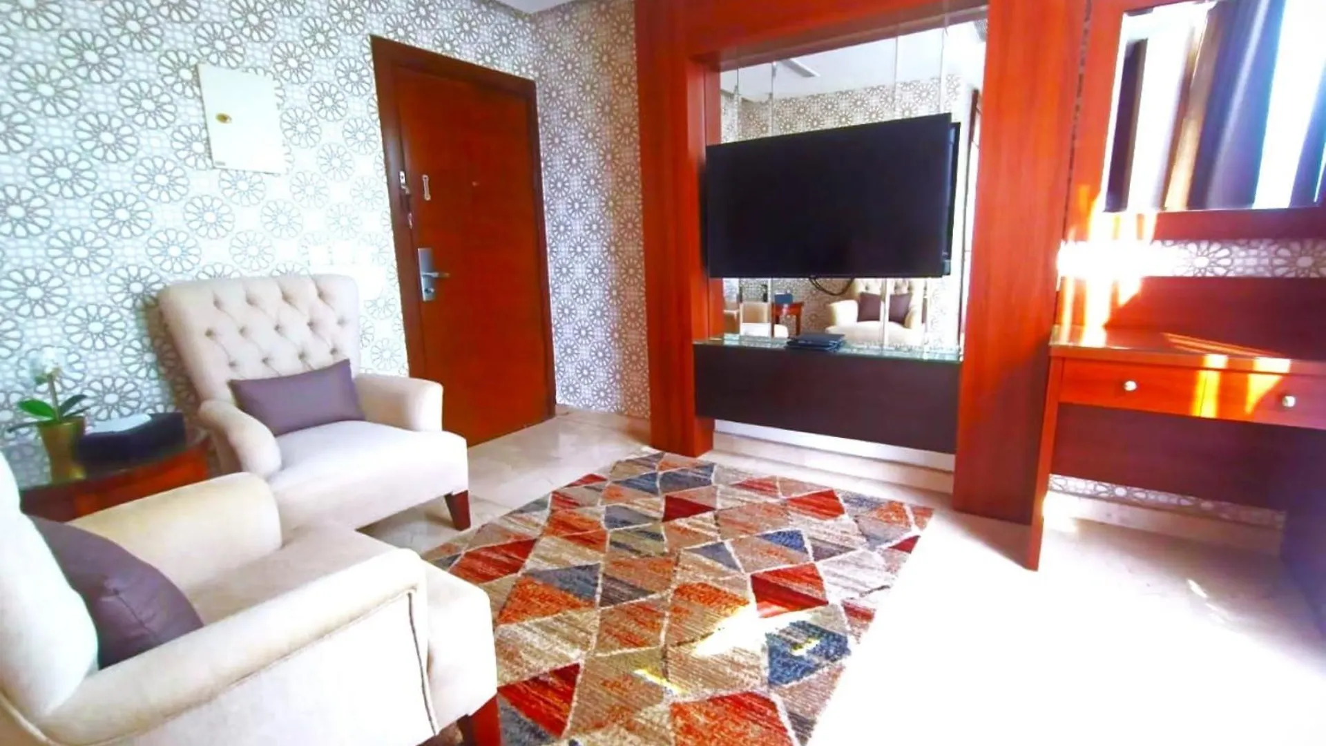 Quiet Jeddah Al Hamra Hotel 3*,  Saudi Arabia