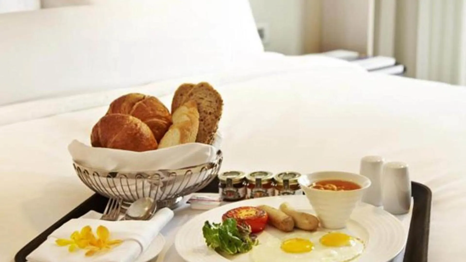 Quiet Jeddah Al Hamra Hotel